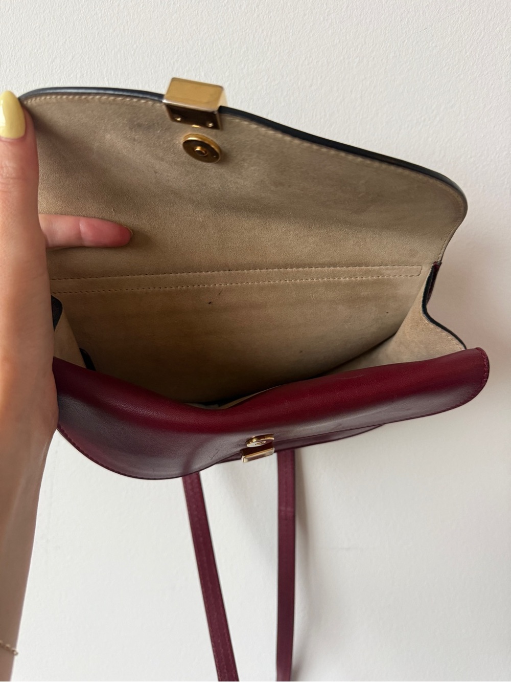 Authentic Chloe Burgundy Leather Crossbody Bag - Picture 5 of 7